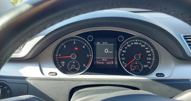 Volkswagen Passat cena 49900 przebieg: 173116, rok produkcji 2013 z Białystok małe 92